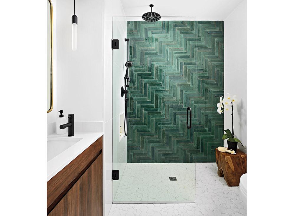 A luxurious accessible bathroom design | Reno + Decor - High-End Bathroom Ergonomic And Accessible Design